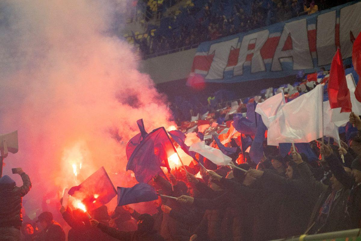 Cine e afaceristul misterios tot mai implicat la Dinamo: „Speranța e în ei! Ei dau bani, nu Voicu și Nicolescu!”