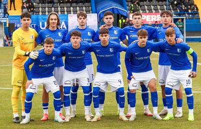 S-au bătut singuri! Puștii Farului au pierdut cu Lokomotiva Zagreb și mai au doar șanse teoretice de a mai prinde primăvara europeană în UEFA Youth League