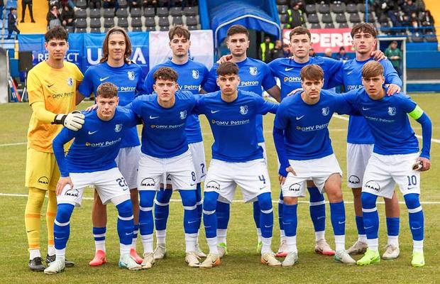 S-au bătut singuri! Puștii Farului au pierdut cu Lokomotiva Zagreb și mai au doar șanse teoretice de a mai prinde primăvara europeană în UEFA Youth League