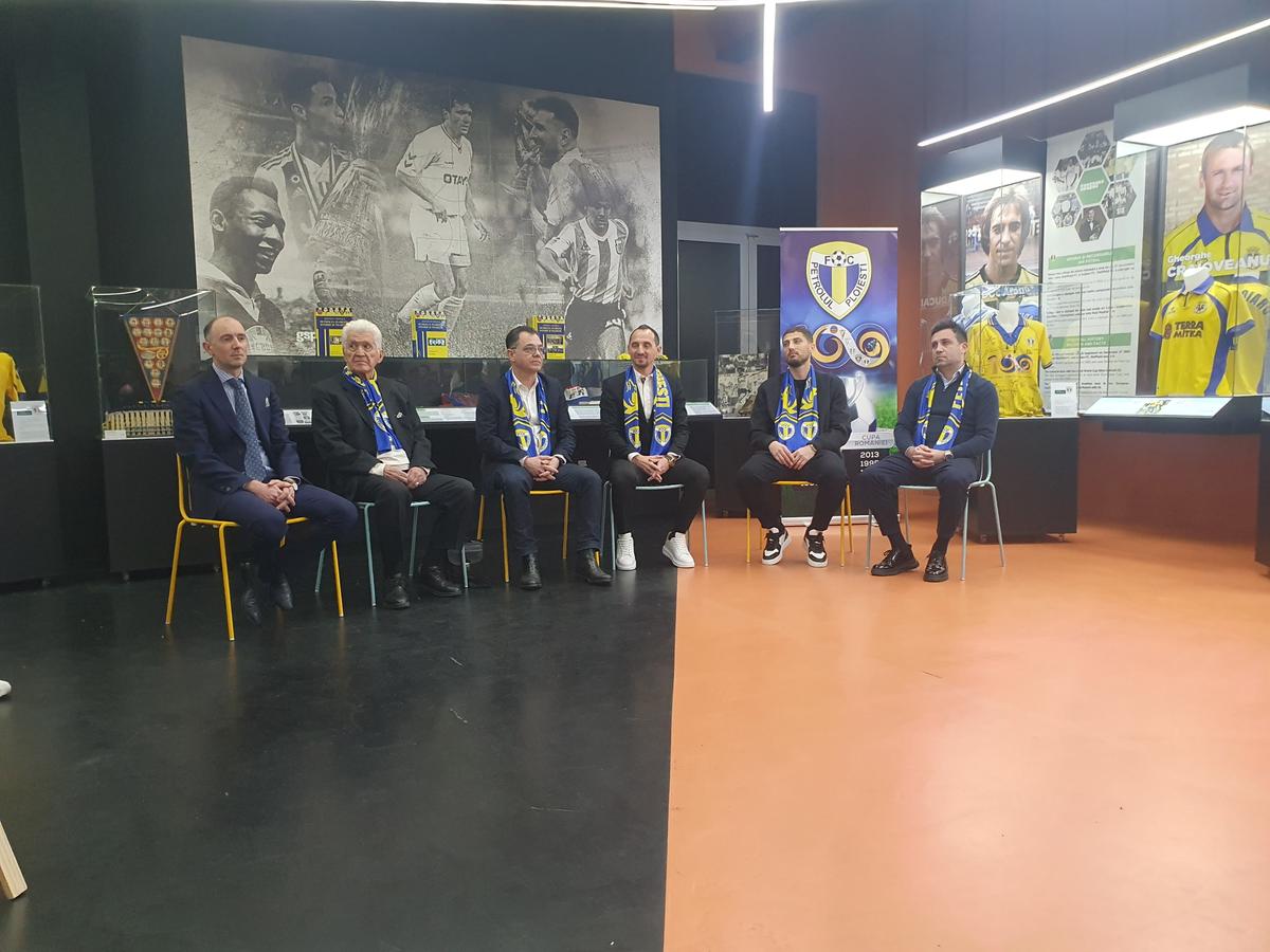 Petrolul și-a găsit locul în Muzeul Fotbalului, iar Gheorghe Grozav a primit o provocare: „Noi am bătut Rapidul cu 6-0”