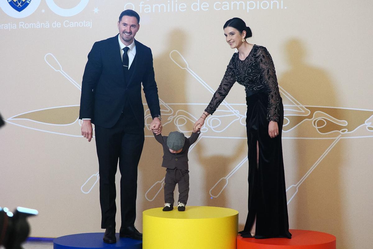 Gala Canotajului românesc a sărbătorit fastuos la Palatul Parlamentului 100 de ani de medalii, strălucire și muncă