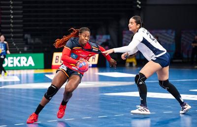 Vedeta Gloriei Bistrița a fost desemnată jucătoarea meciului în debutul fulminant al Spaniei la Campionatul Mondial