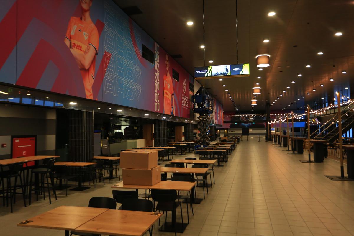 Imagini din sala Rotterdam Ahoy