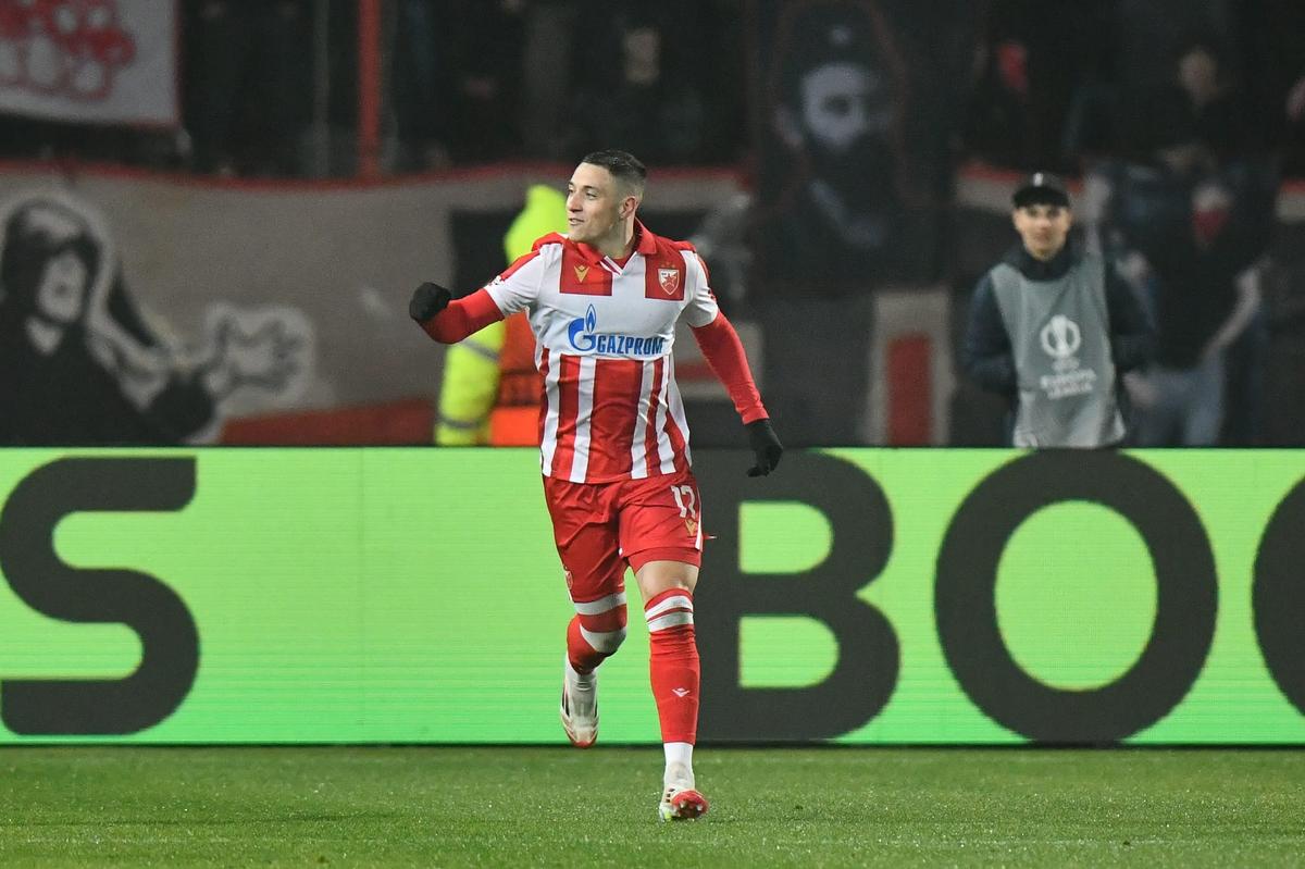 Steaua Roșie - FCSB
