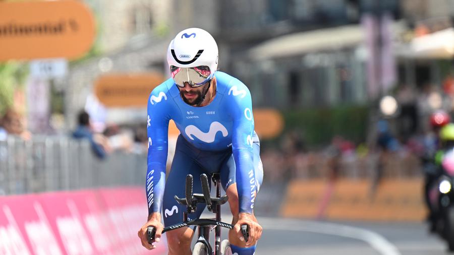Fernando Gaviria în perioada de la Movistar / Imago Images La un pahar de coma alcoolică! » Un ciclist celebru a fost prins băut pe străzile din Monaco, iar instanța i-a dictat deja sentința