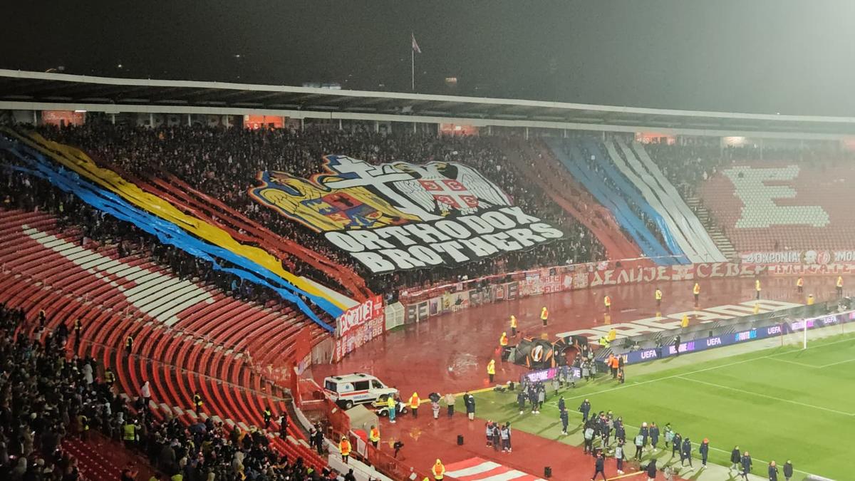 „E batjocorită credința!” » Profesorul Cristian Preda, despre mesajul afișat la Steaua Roșie - FCSB: „Solidaritatea fraților ortodocși e folosită și de Putin”