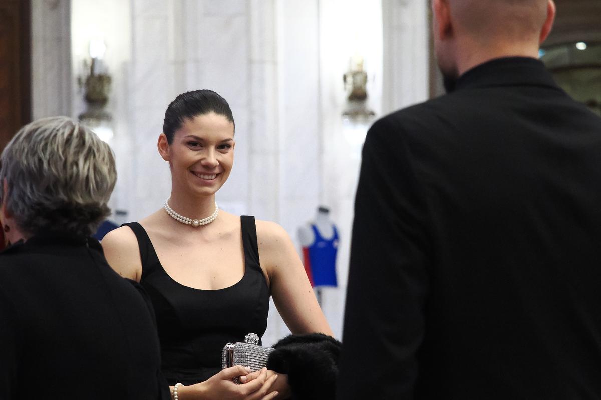 Gala Canotajului românesc a sărbătorit fastuos la Palatul Parlamentului 100 de ani de medalii, strălucire și muncă