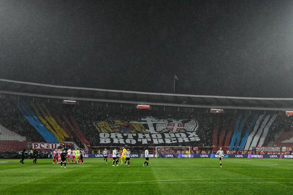 Steaua Roșie - FCSB