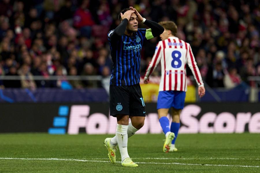 Lautaro Martinez. căpitanul lui Inter / Foto: Imago Cristi Chivu își apără căpitanul la Inter: „Lautaro a avut febră! Nu e drept să fie contestat un campion mondial”