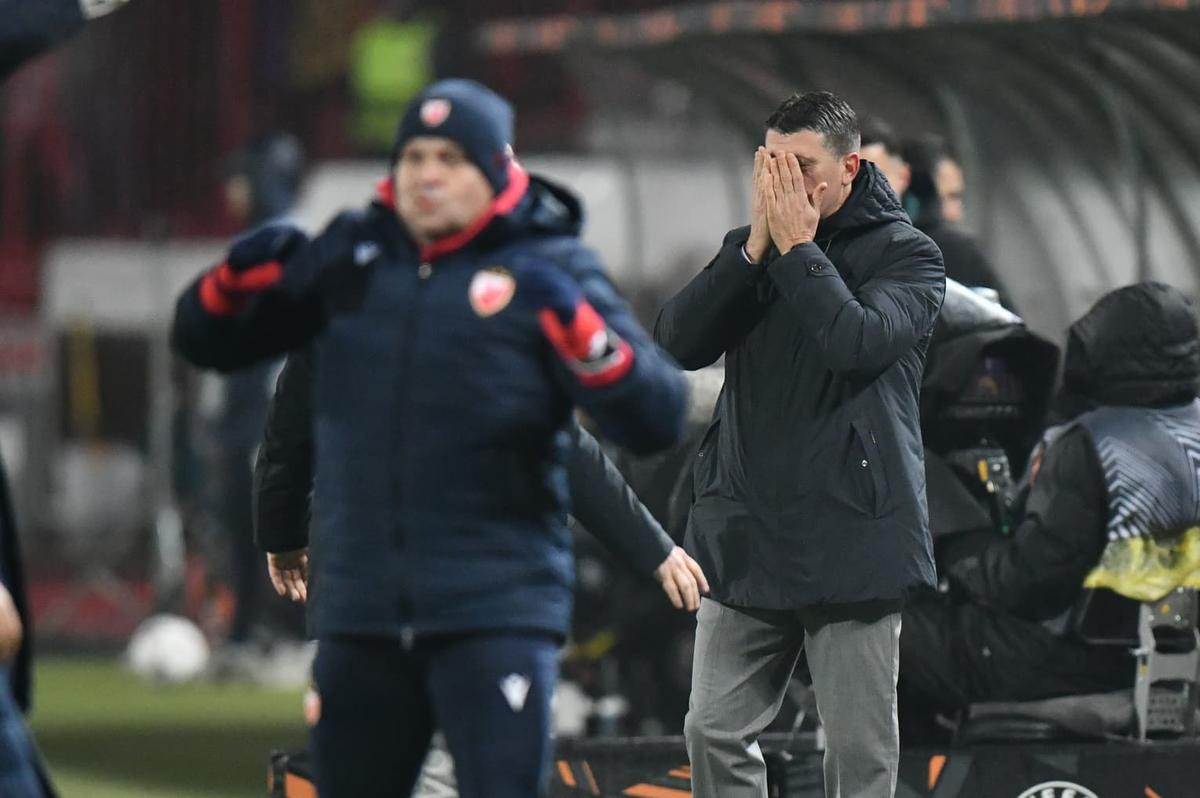 Steaua Roșie - FCSB