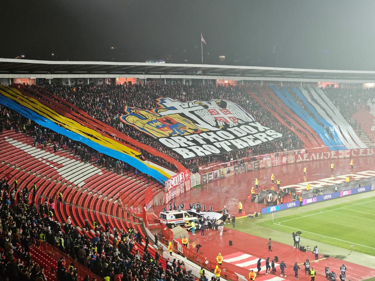 Scenografia sârbilor la Steaua Roșie - FCSB