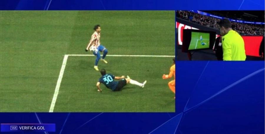 De ce s-a validat primul gol primit de Interul lui Chivu » Criteriile care decid că n-a fost henț