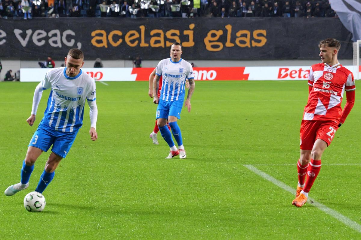 Universitatea Craiova - Mainz // Etapa a 4-a din Conference League