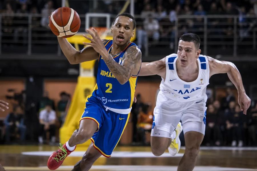 Daron Russell, debut șters sub tricolor/Foto: fiba.basketball România, învinsă la scor de medaliata europeană cu bronz » Mihai Silvășan: „Obiectivul nostru e să luptăm în fiecare meci”