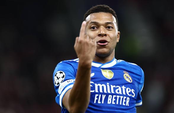 Mbappe s-a luat de un jurnalist: „Întrebarea ta e prostească!”