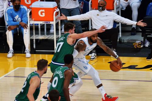NBA sfătuiește cluburile din liga nord-americană să nu-și vaccineze încă jucătorii împotriva COVID-19. foto: Imago Images