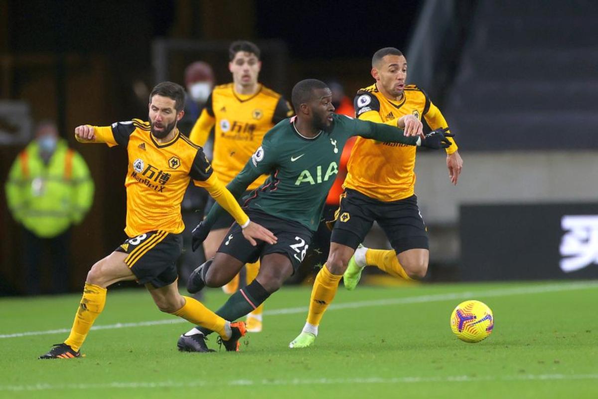 Etapa 15 Premier League » Liverpool s-a încurcat de WBA, Wolves și Tottenham și-au împărțit punctele
