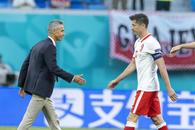 Scandal uriaș la polonezi » Selecționerul Paulo Sousa i-a „lucrat” și a semnat cu Flamengo! „Ești un laș! Dezertor”
