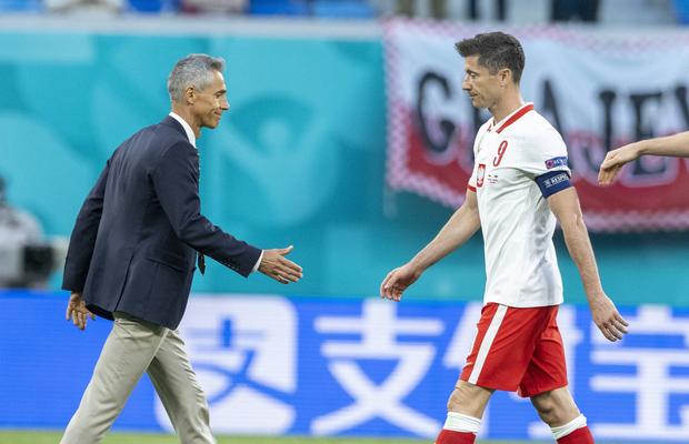 Scandal uriaș la polonezi » Selecționerul Paulo Sousa i-a „lucrat” și a semnat cu Flamengo! „Ești un laș! Dezertor”