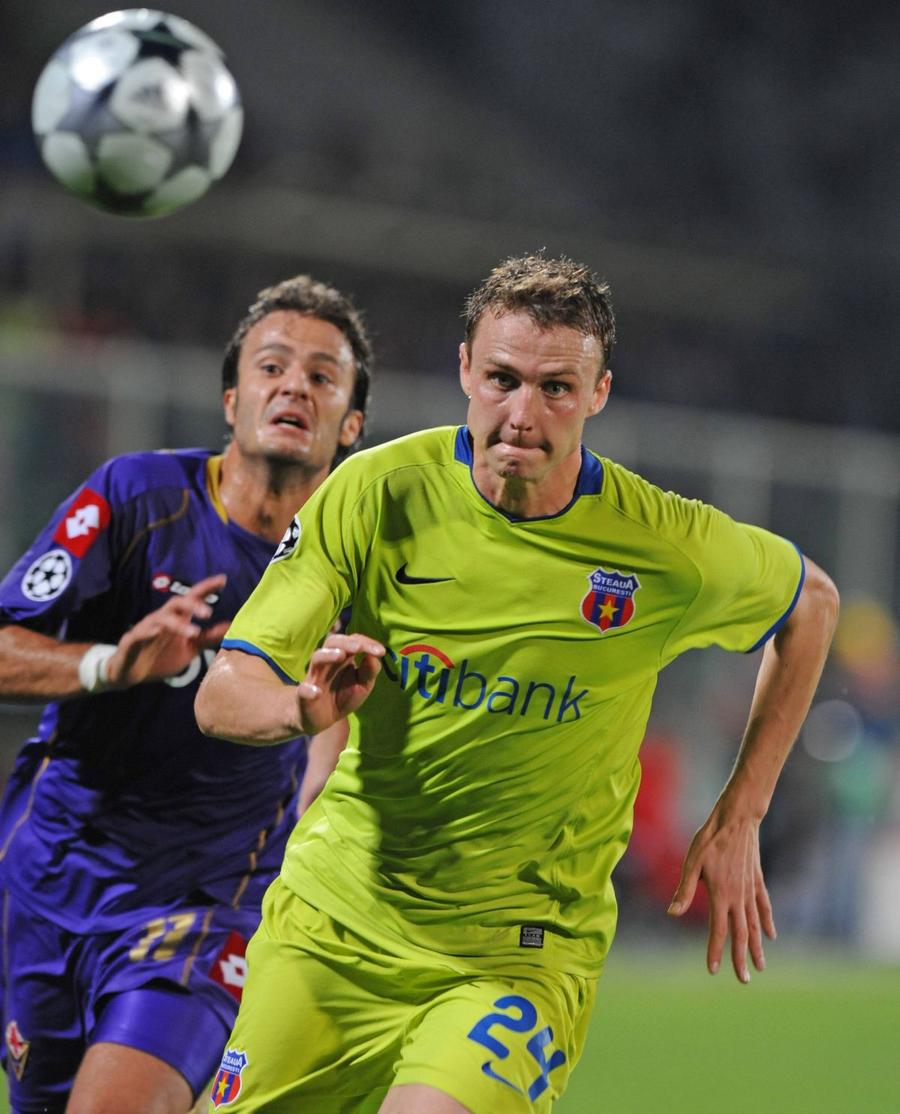 Mihai Stoica a numit cel mai bun stoper trecut pe la FCSB: „Nu avea viteza lui Chiricheş, dar interpreta extraordinar jocul”
