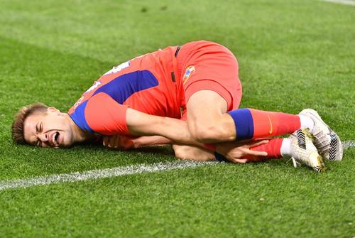 Mihai Stoica, managerul general de la FCSB, a declarat că Darius Olaru a fost operat a doua oară după ciocnirea violentă cu Andrea Compagno din partida cu Chindia (2-0)