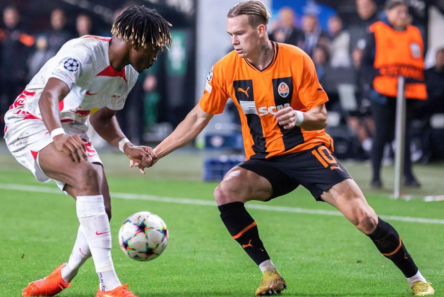 Mykhailo Mudryk „E copia lui Mbappe” » Mircea Lucescu îl laudă pe ucraineanul de 100 de milioane de euro