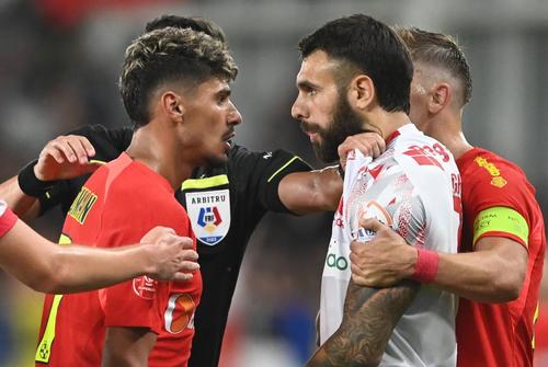Florinel Coman, într-o dispută cu Goncalo Gregorio de la Dinamo