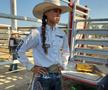 O adolescentă din SUA vrea să devină prima femeie care participă în circuitul profesionist de rodeo cu tauri