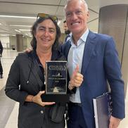Corinne Dubreuil a fost recompensată cu un premiu în Franța după lansarea cărții / Sursă: Facebook
