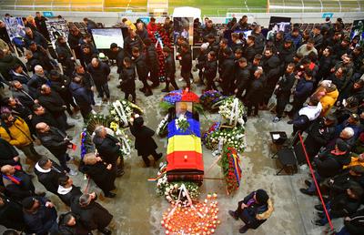 Nu vă vom uita niciodată! Printre marii sportivi care au murit în 2024 se numără Helmut Duckadam sau Gheorghe Mulțescu