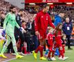 Liverpool, victorie la limită de „Boxing Day” cu „lanterna roșie” Wolverhampton. Premieră Wirtz, într-un meci încărcat de emoție
