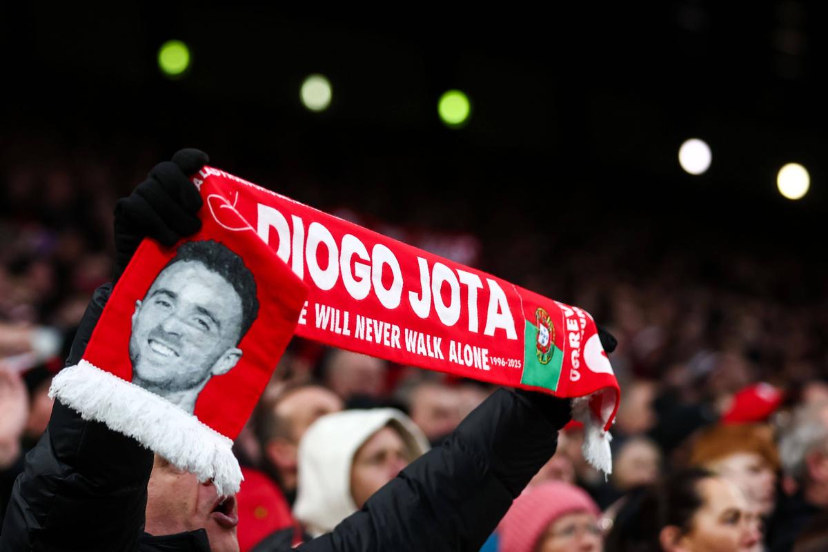 Liverpool - Wolverhampton, omagiu pentru Diogo Jota