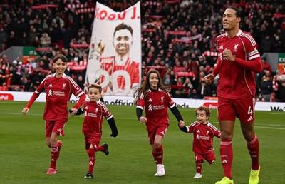 Moment de mare emoție pe Anfield: copiii lui Diogo Jota au intrat pe teren