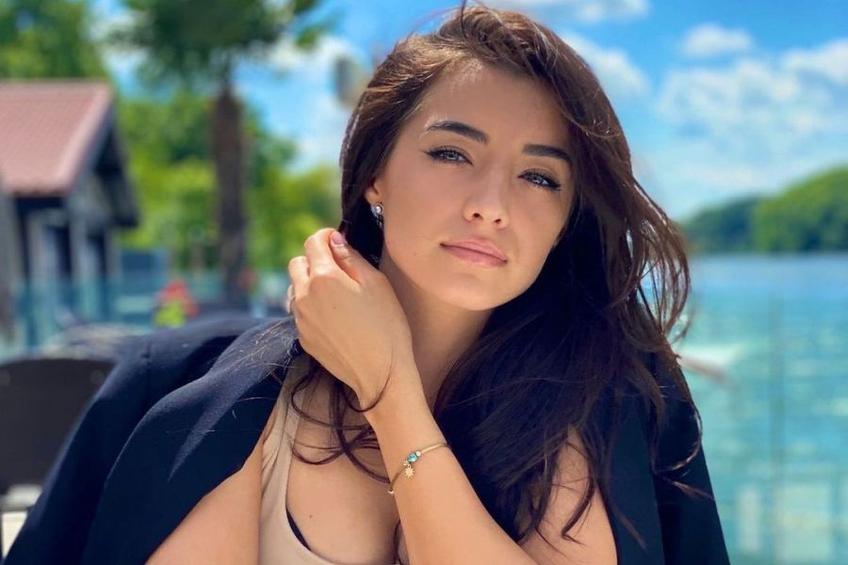 Alexandra Ionela Grigoriță, iubita lui Dennis Man // foto: Instagram @ aleionela_