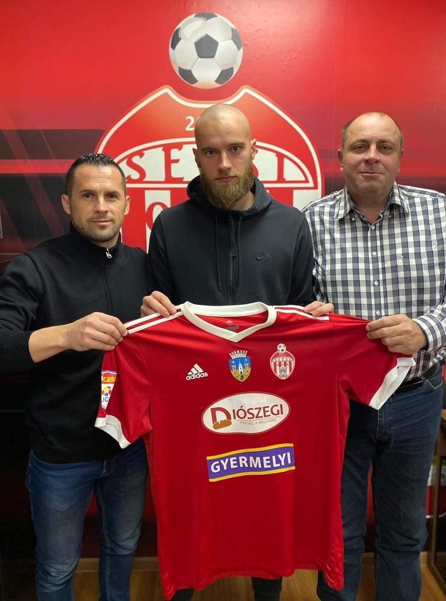Branislav Ninaj Încă o situație ciudată, din cauza Covid-19 » O echipă din play-off își aduce portar doar pentru 3 meciuri