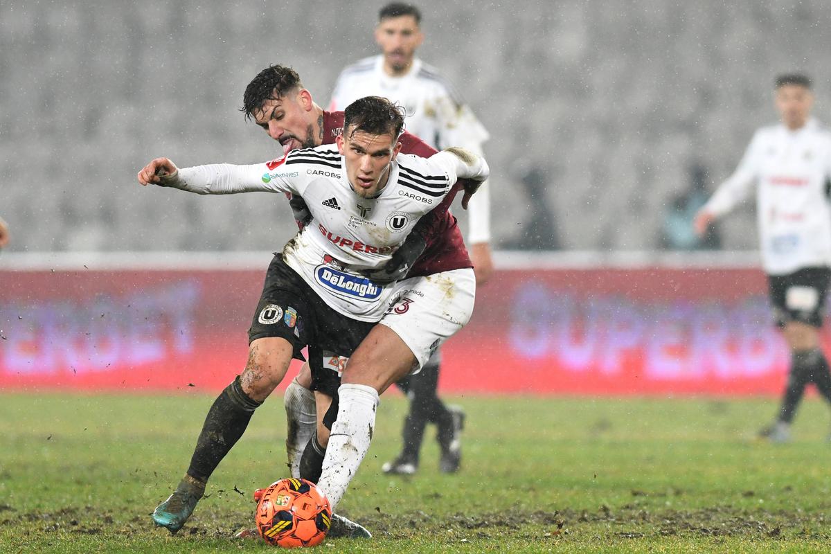 U Cluj - Rapid 0-0 s-a jucat în noroi