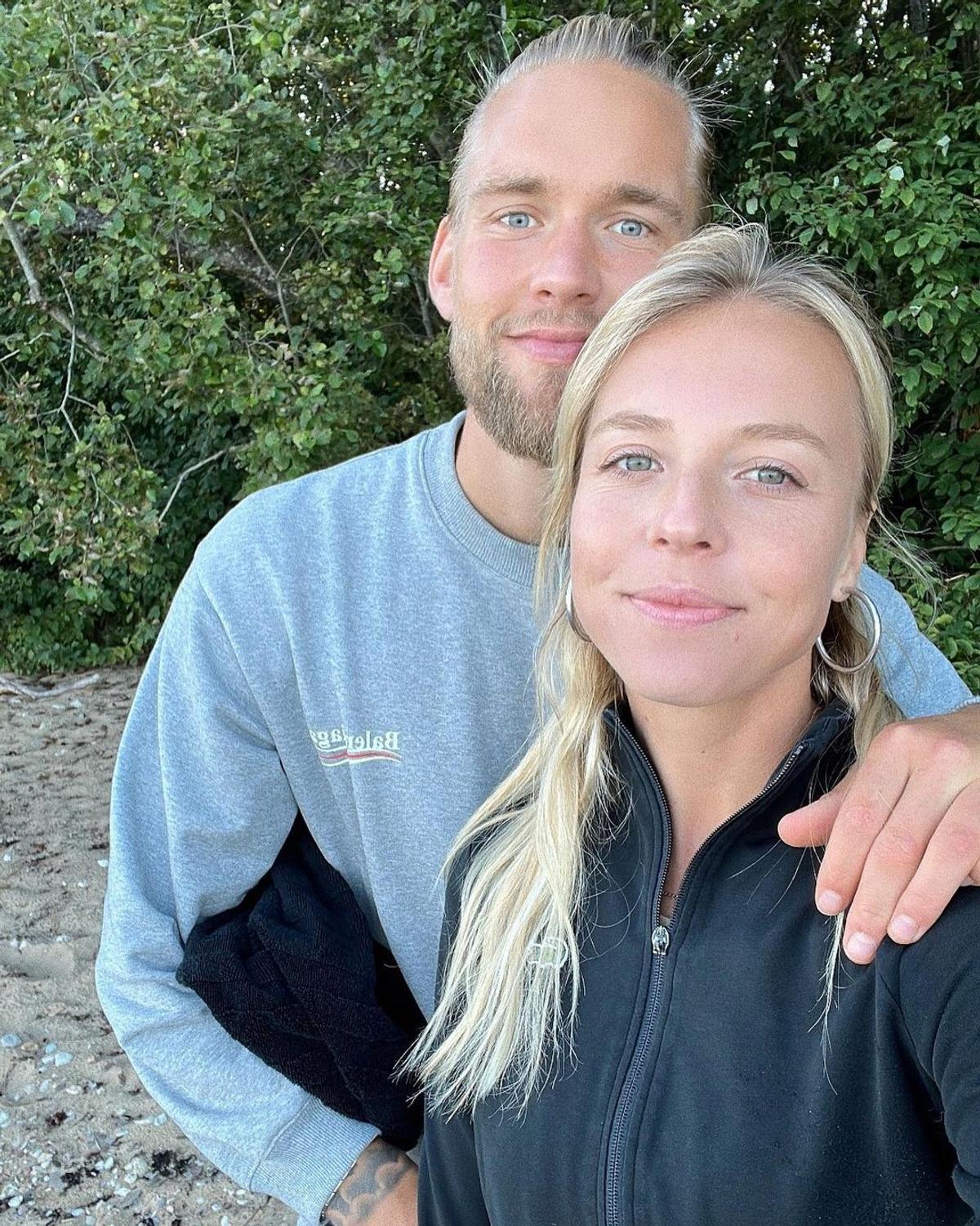Brent Lepistu, iubitul lui Anett Kontaveit, a debutat în Liga 1: imagini spectaculoase din vacanțele celor doi