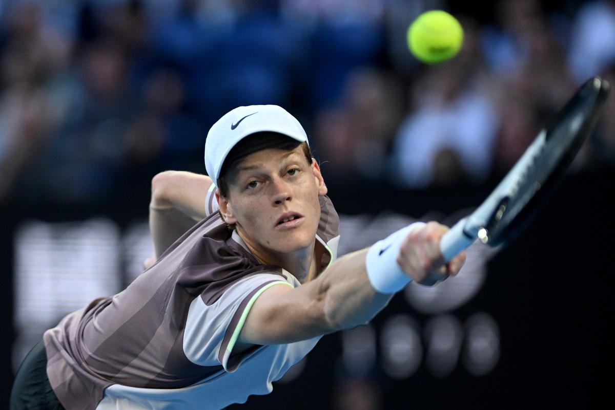 Revenire pentru ISTORIA tenisului! Sinner e noul campion de la Australian Open, după o finală de poveste cu Medvedev