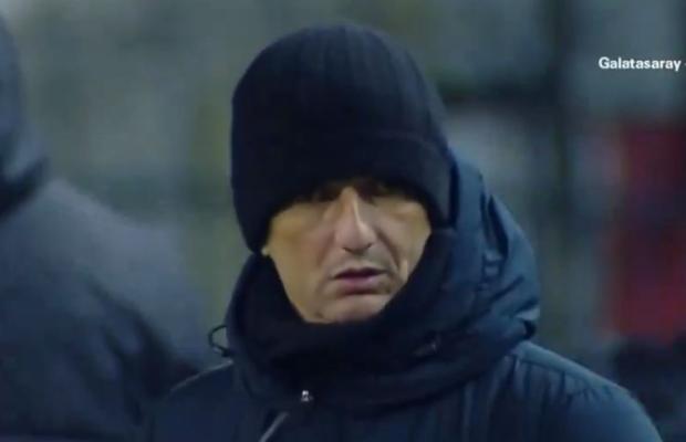 Răzvan Lucescu a câștigat derby-ul și e lider în Grecia, dar a „tunat” în conferință: „O rușine pentru fotbal!”