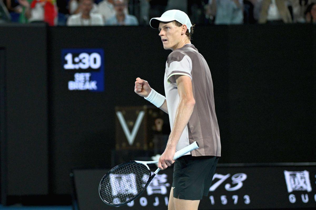 Revenire pentru ISTORIA tenisului! Sinner e noul campion de la Australian Open, după o finală de poveste cu Medvedev