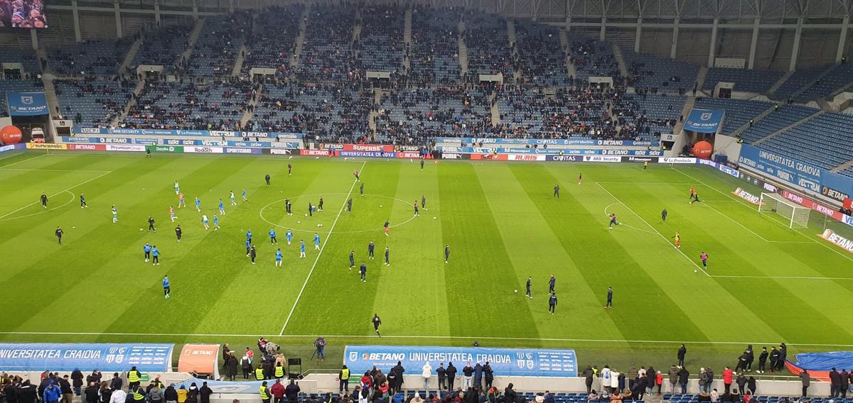 FCSB râde și dansează! Oltenii au fost comici în filmul „Adio, titlu!”, Olaru și Coman s-au distrat și-l bagă în corzi pe Petev » Clasamentul ACUM