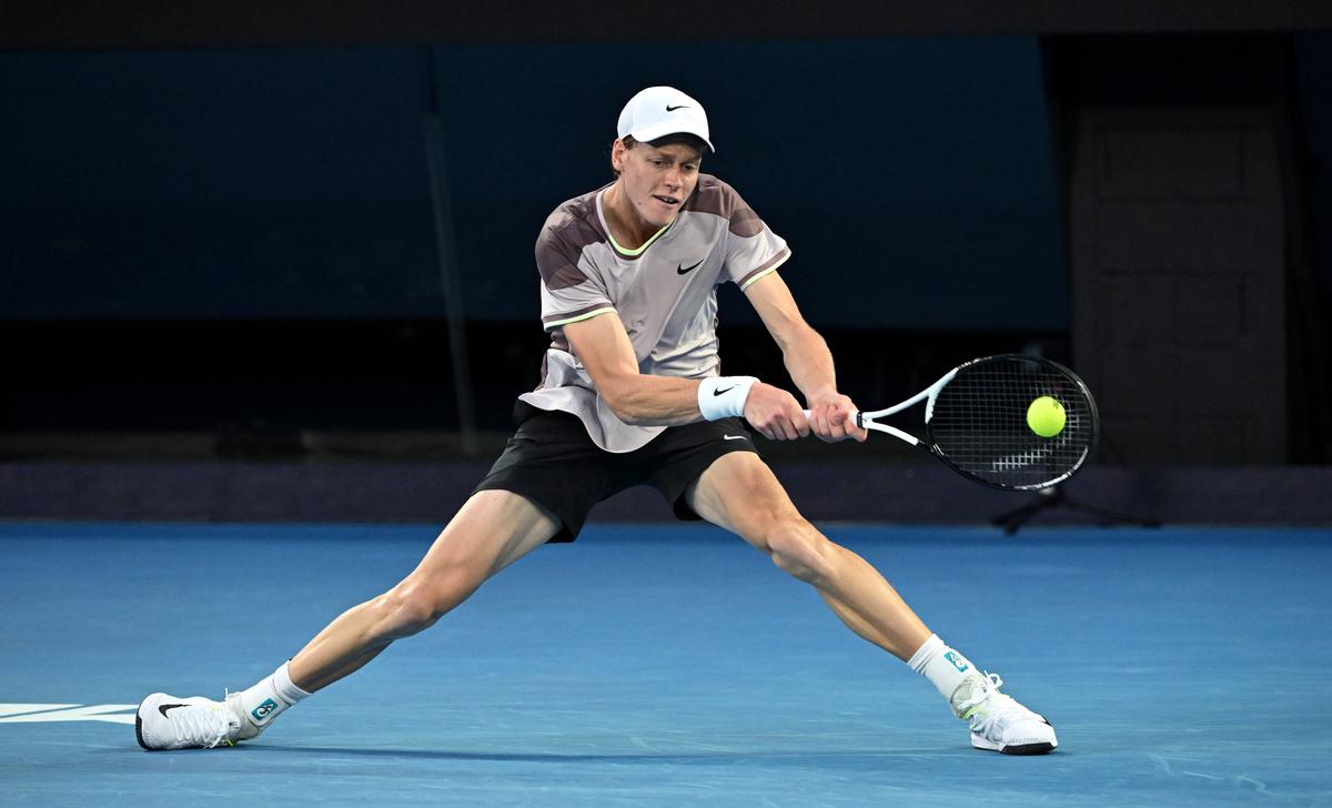 Revenire pentru ISTORIA tenisului! Sinner e noul campion de la Australian Open, după o finală de poveste cu Medvedev