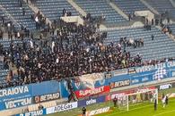 CSU Craiova - FCSB 0-3. Cum au reacționat ultrașii olteni în momentul în care jucătorii lui Petev au venit la peluză » Imaginile surprinse de reporterii GSP la finalul partidei