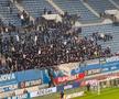 CSU Craiova - FCSB 0-3. Cum au reacționat ultrașii olteni în momentul în care jucătorii lui Petev au venit la peluză » Imaginile surprinse de reporterii GSP la finalul partidei