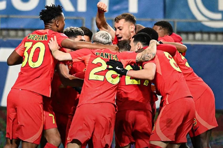 FCSB domină cu autoritate a campionatul / Sursă foto: Facebook@ FCSB