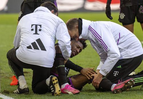 Kingsley Coman și genunchiul afectat puternic Foto: Imago