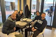 S-au pus la masă! » A ajuns la București și discută acum 3 posibile plecări de la Dinamo