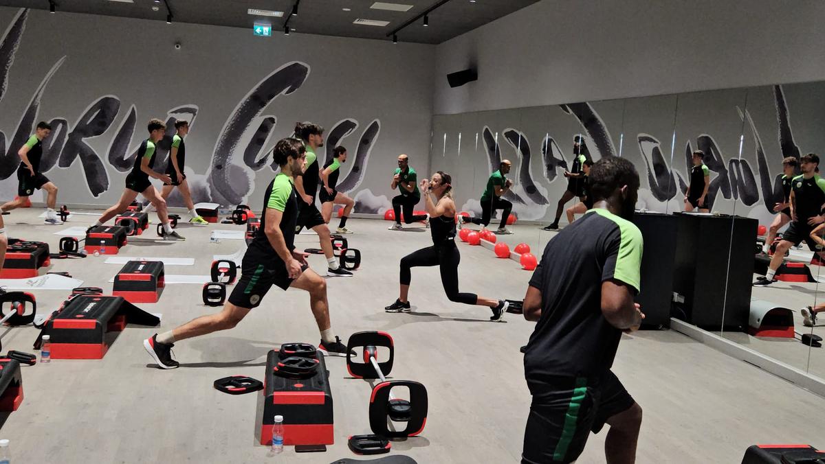Antrenament Concordia Chiajna la deschiderea sălii World Class Cosmopolis + imagini fitness