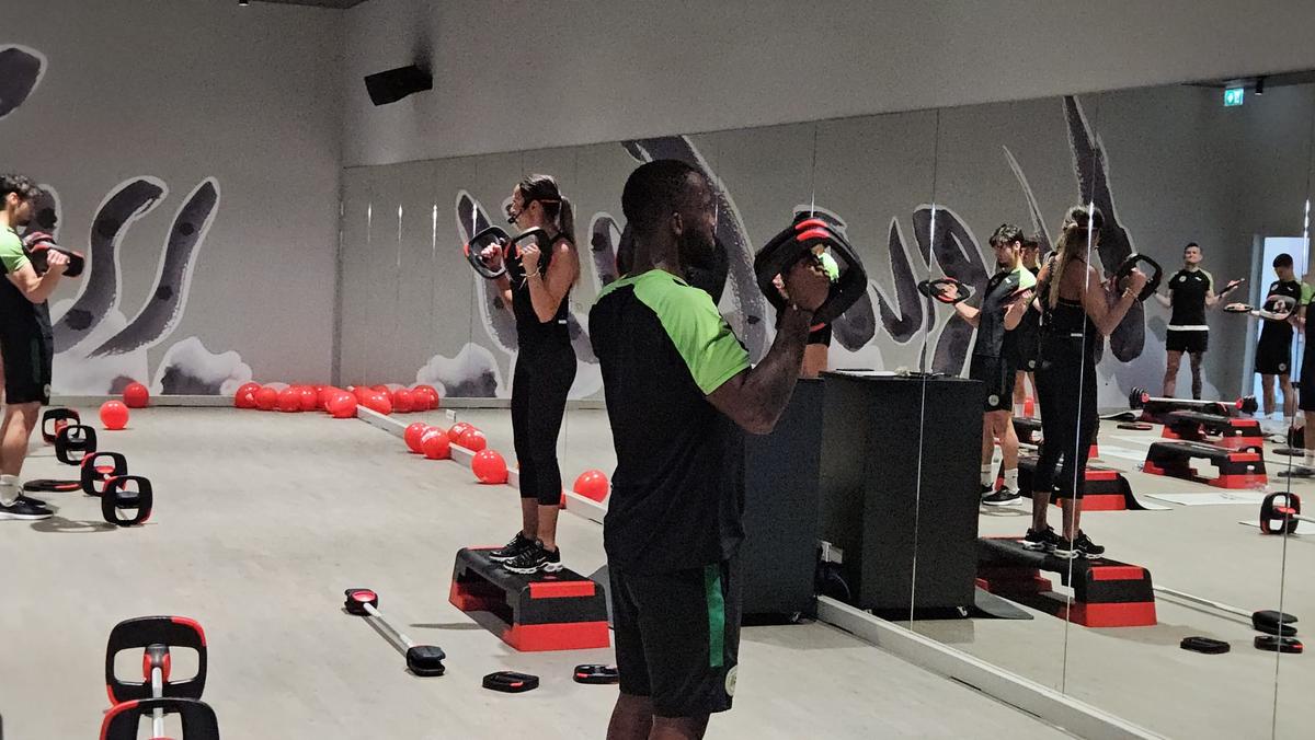Antrenament Concordia Chiajna la deschiderea sălii World Class Cosmopolis + imagini fitness