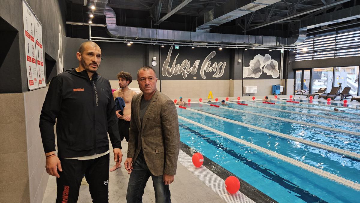 Antrenament Concordia Chiajna la deschiderea sălii World Class Cosmopolis + imagini fitness